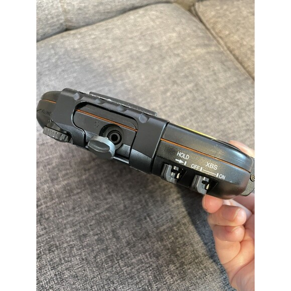 Vintage PANASONIC SHOCK WAVE Portable CD Player Yellow Black SL-SW405 Charger - Picture 3 of 12